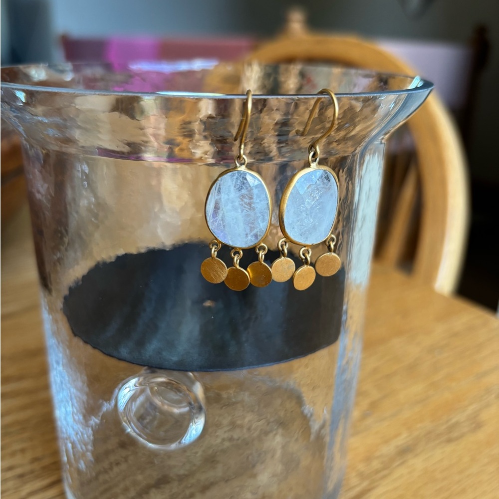 Beautiful moonstone earrings by Jane Diaz
